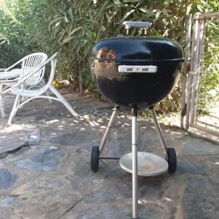 Casita Con Patio Cerca Del Mar דירה