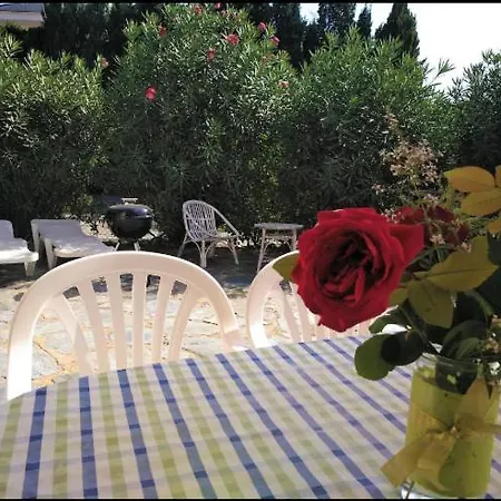 Casita Con Patio Cerca Del Mar *